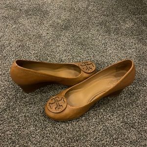 Tory Burch - brown leather pumps - worn but still good condition